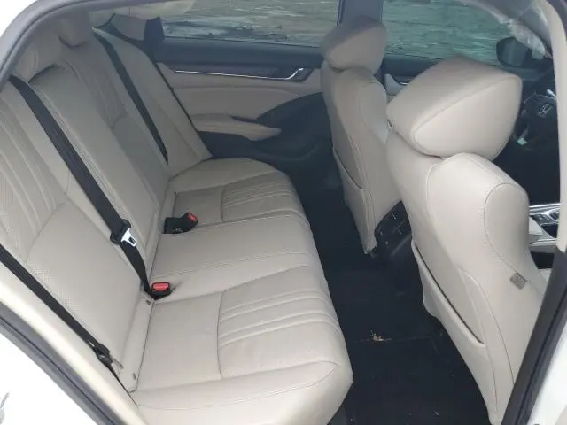 2022 HONDA ACCORD TOURING HYBRID  