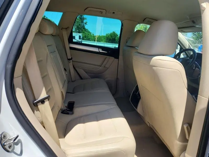 2012 VOLKSWAGEN TOUAREG V6 TDI  