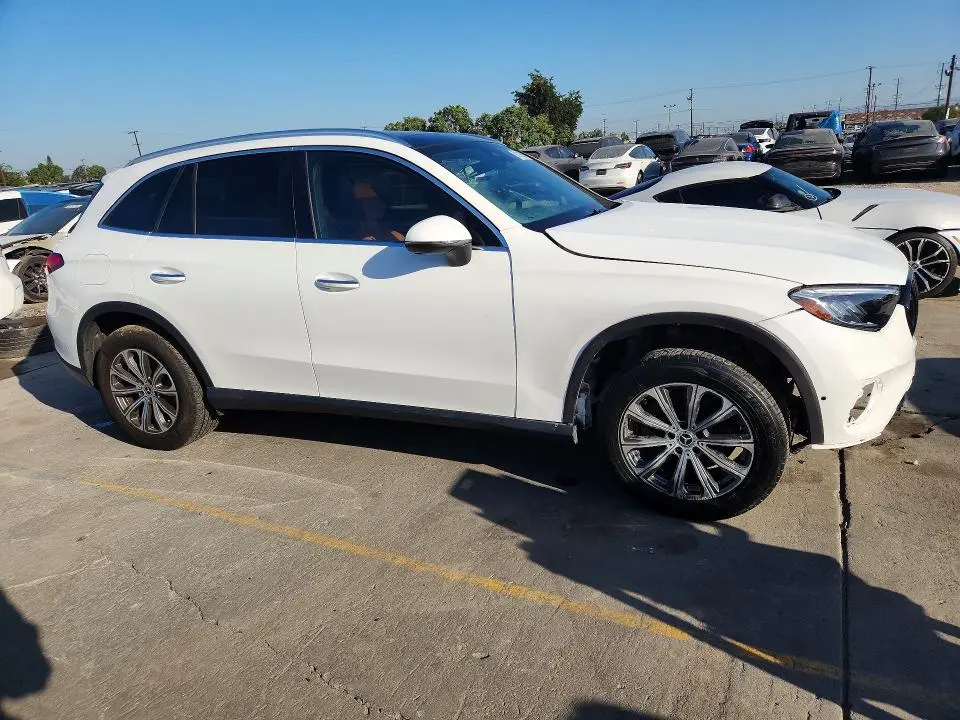 2024 MERCEDES-BENZ GLC 300 4MATIC  