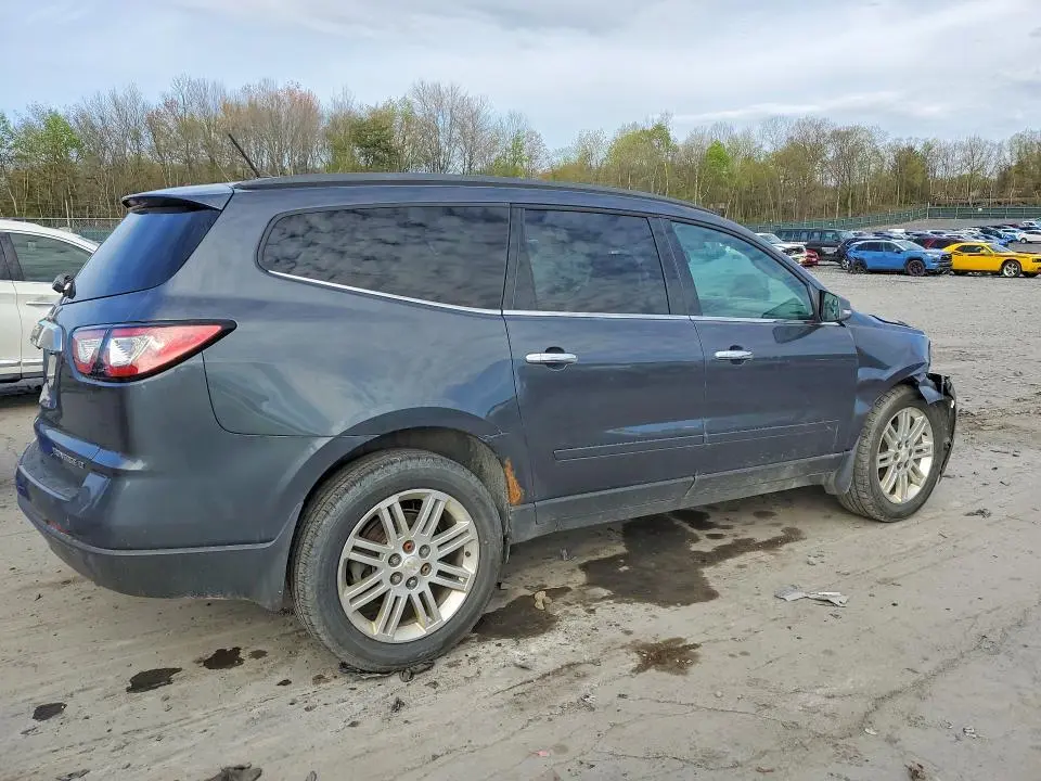 2014 CHEVROLET TRAVERSE LT  