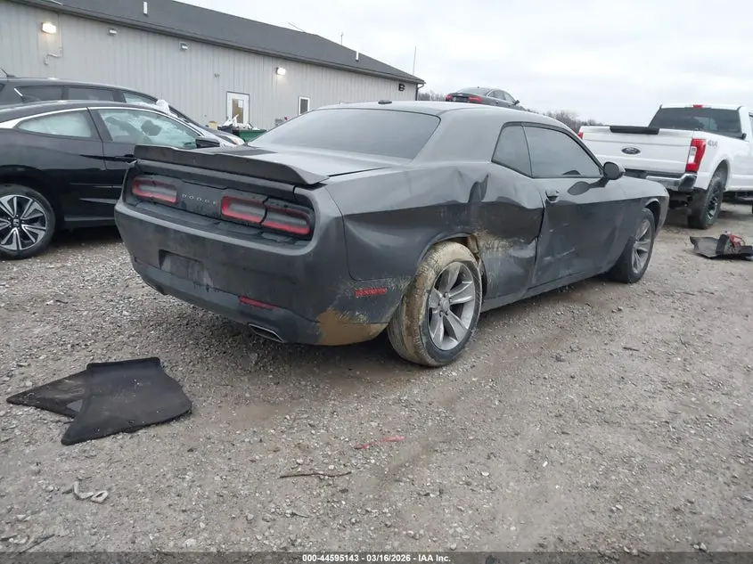 2018 DODGE CHALLENGER SXT