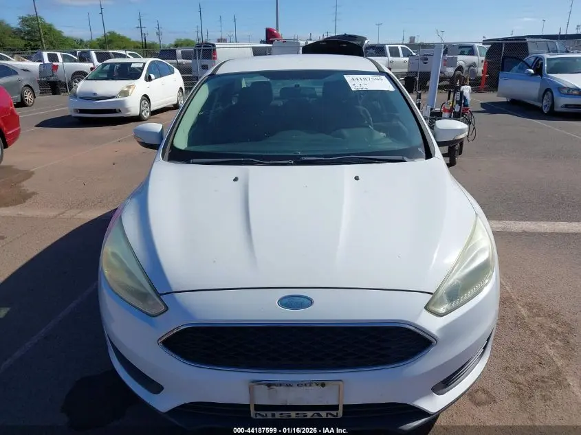 2015 FORD FOCUS SE