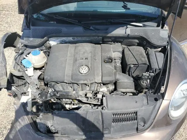 2012 VOLKSWAGEN BEETLE   