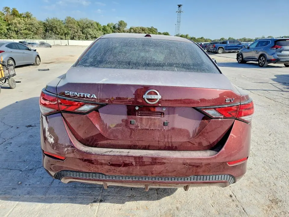 2024 NISSAN SENTRA SV  