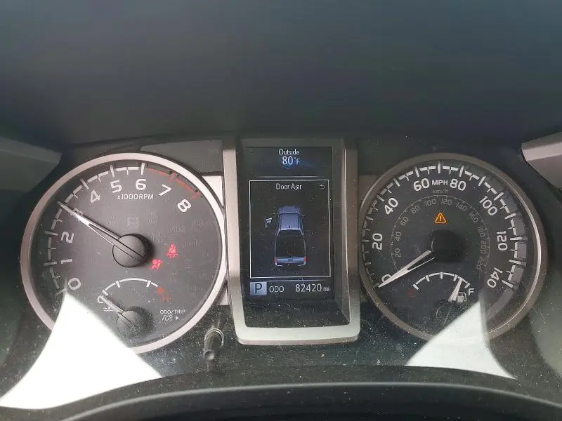 2017 TOYOTA TACOMA LIMITED  