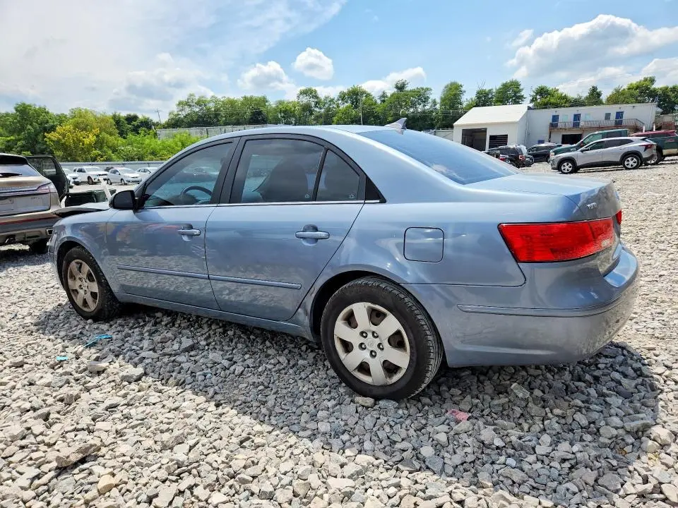 2010 HYUNDAI SONATA GLS  