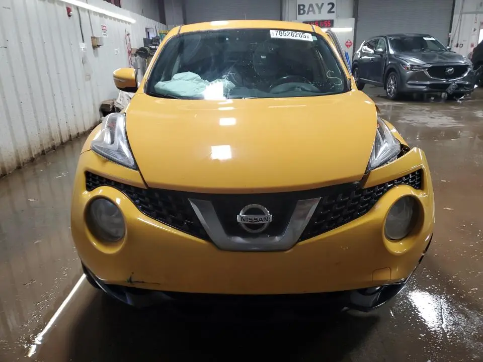 2015 NISSAN JUKE SV  