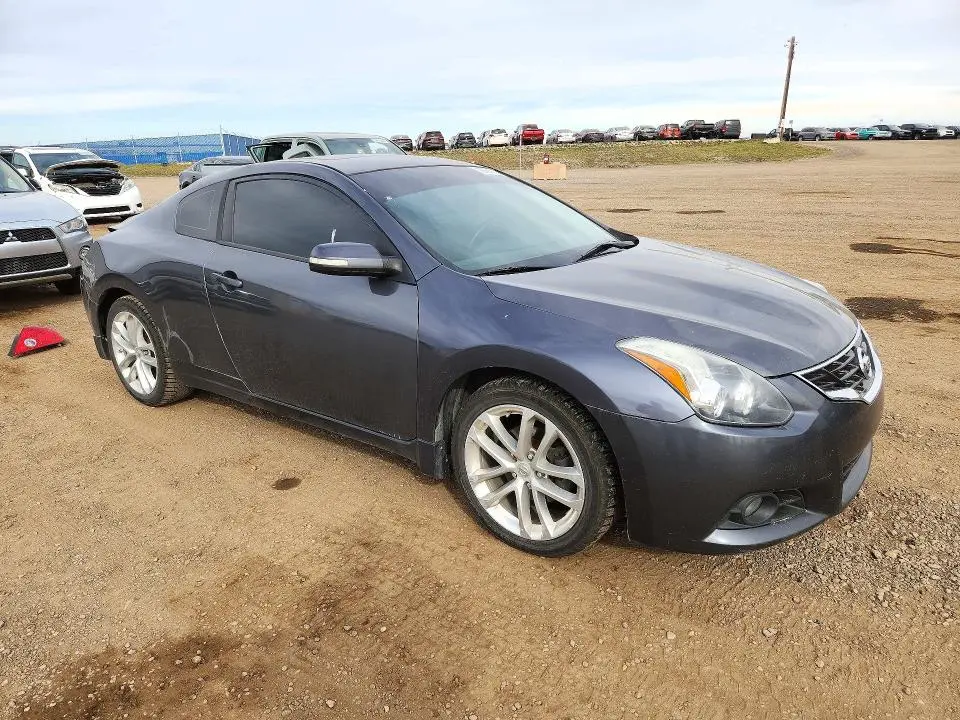 2010 NISSAN ALTIMA SR  