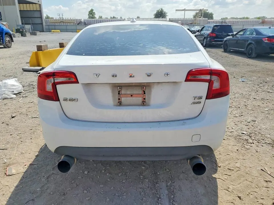 2011 VOLVO S60 T6  