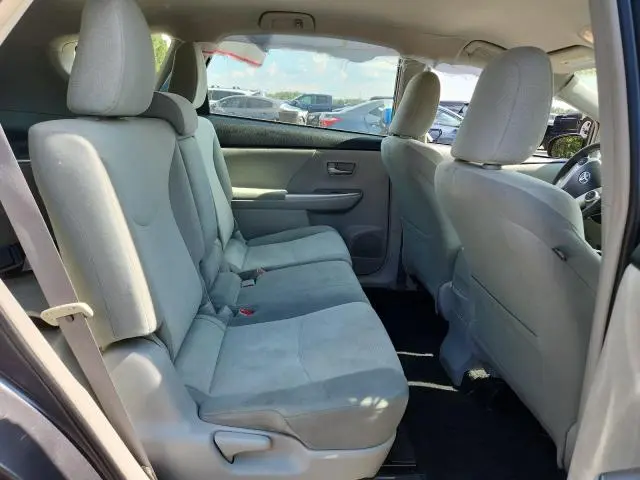 2014 TOYOTA PRIUS V   