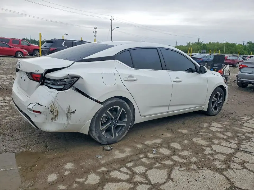 2024 NISSAN SENTRA SV  