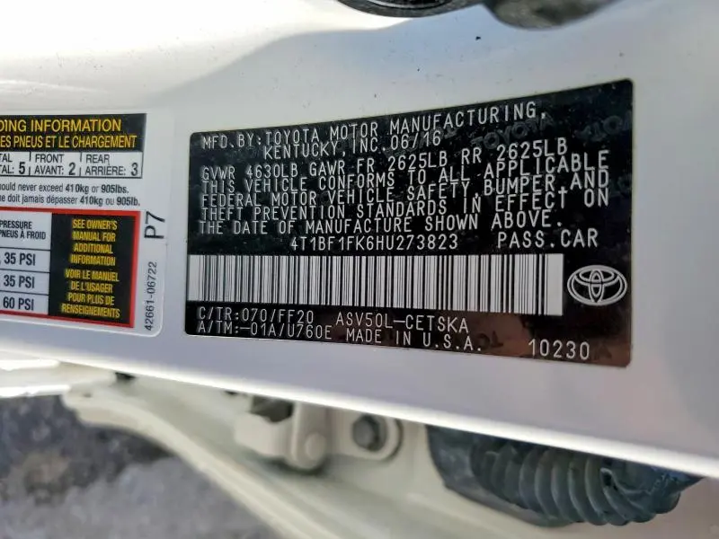 2017 TOYOTA CAMRY SE  