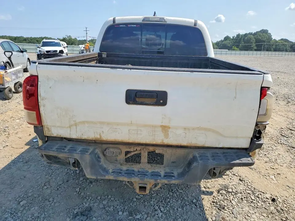 2017 TOYOTA TACOMA SR V6  