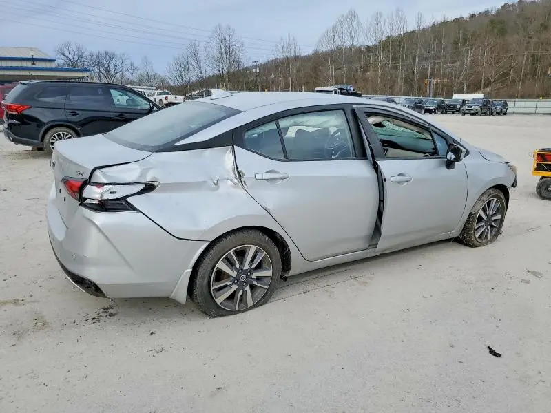 2020 NISSAN VERSA SV  