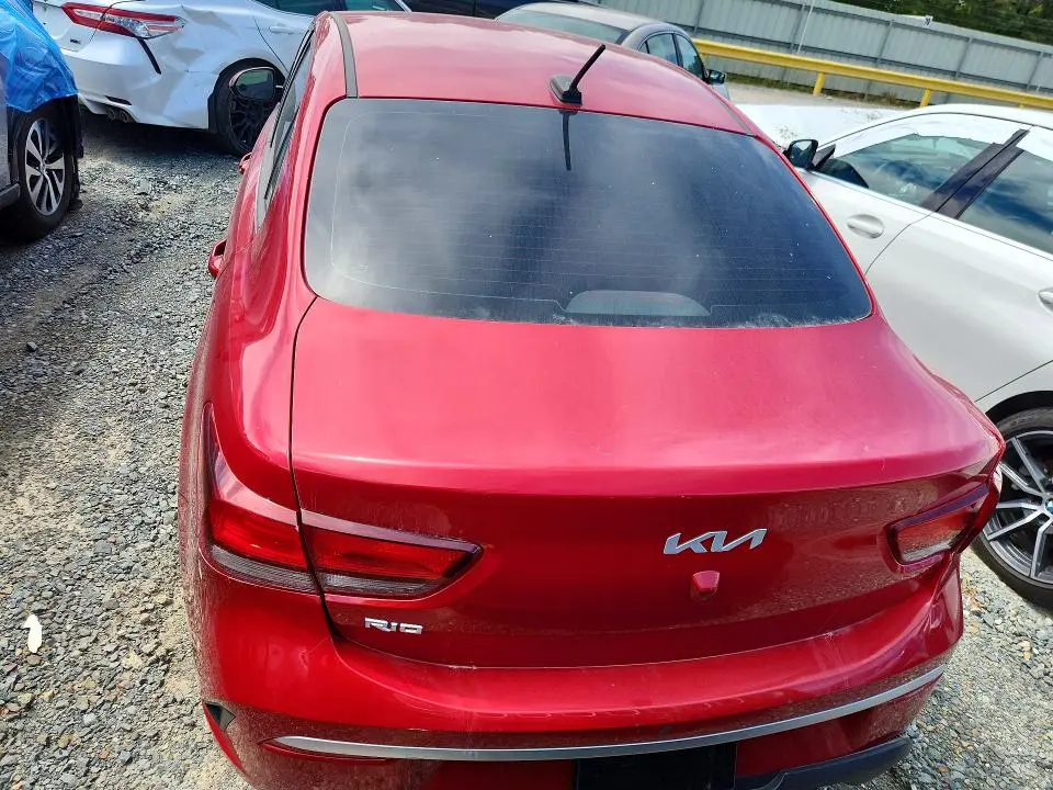 2022 KIA RIO S  