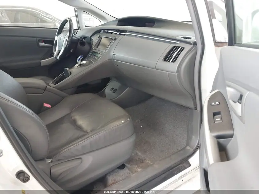 2011 TOYOTA PRIUS FOUR