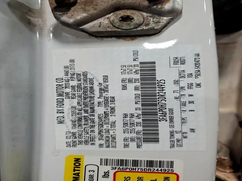 2013 FORD FUSION SE  