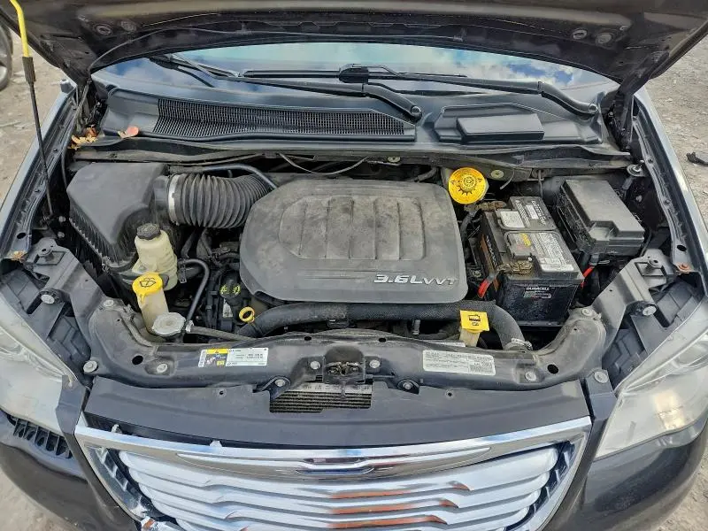 2016 CHRYSLER TOWN & COUNTRY LIMITED PLATINUM  