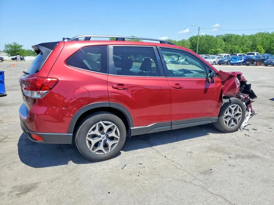 2024 SUBARU FORESTER PREMIUM  