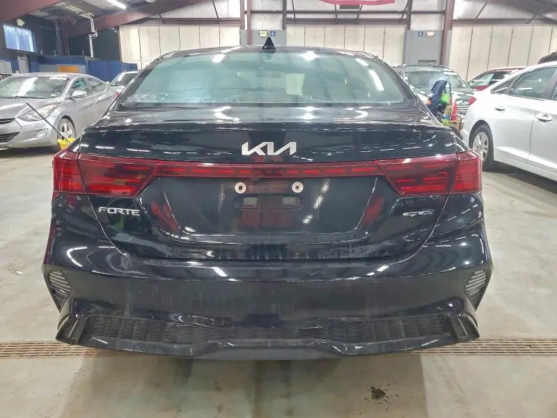 2022 KIA FORTE GT LINE  