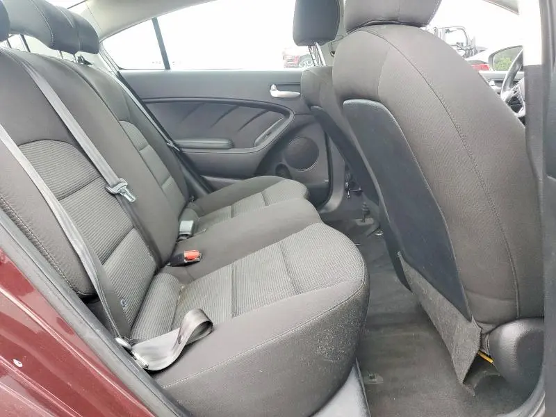2017 KIA FORTE LX  