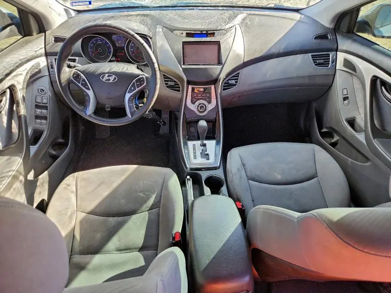 2012 HYUNDAI ELANTRA   