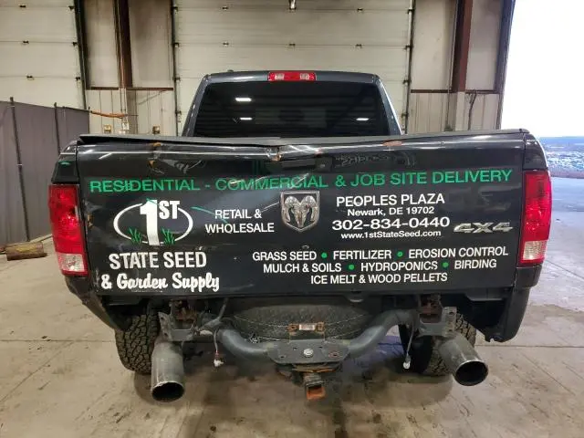 2014 RAM 1500 ST  