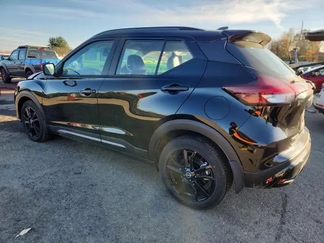 2023 NISSAN KICKS SR  