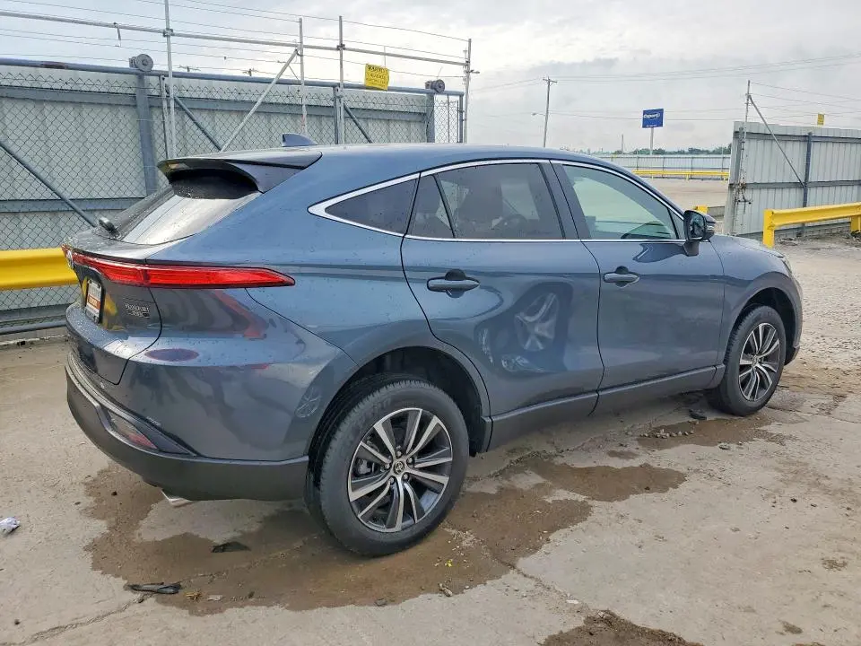 2024 TOYOTA VENZA LE  