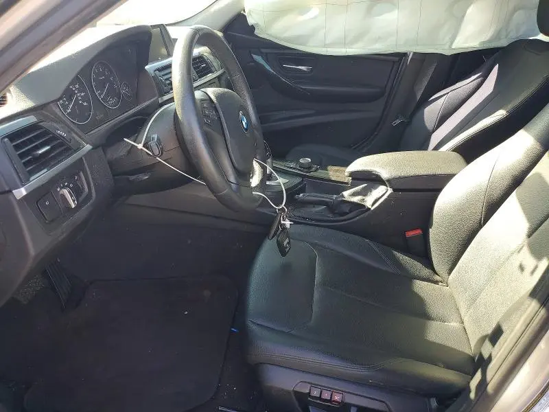 2015 BMW 320 I  