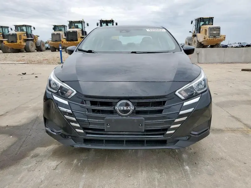 2024 NISSAN VERSA S  