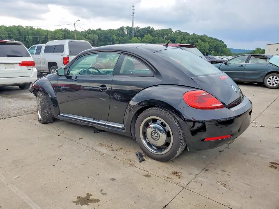 2013 VOLKSWAGEN BEETLE   