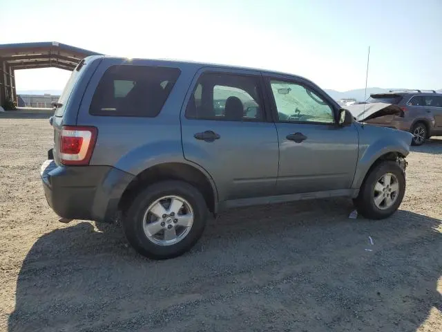 2011 FORD ESCAPE XLS  