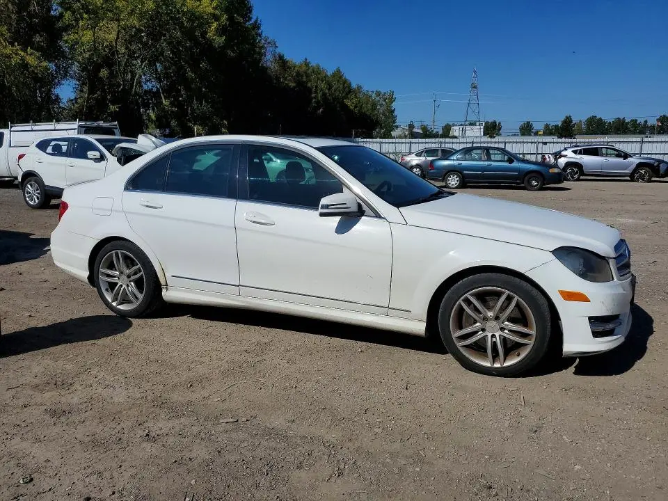2013 MERCEDES-BENZ C 300 4MATIC  