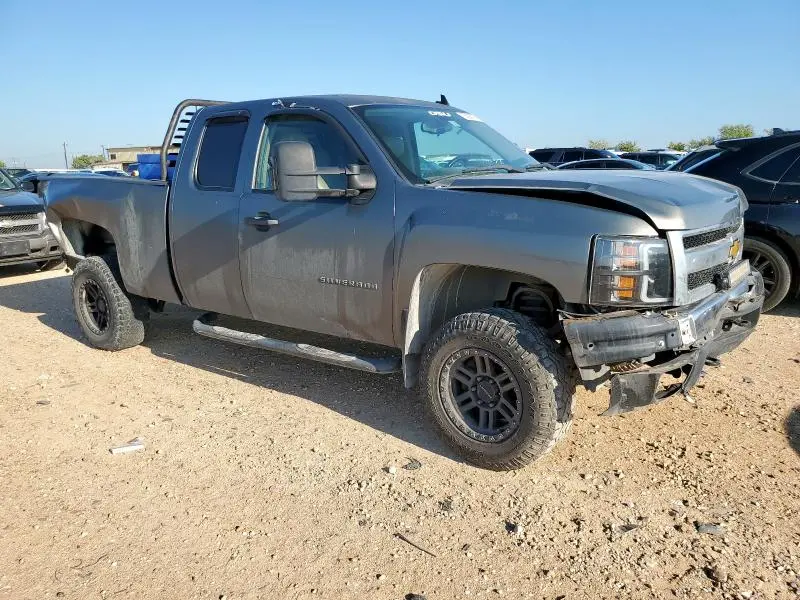 2011 CHEVROLET SILVERADO C1500 LT  