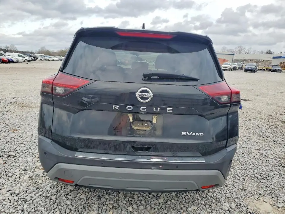 2021 NISSAN ROGUE SV  