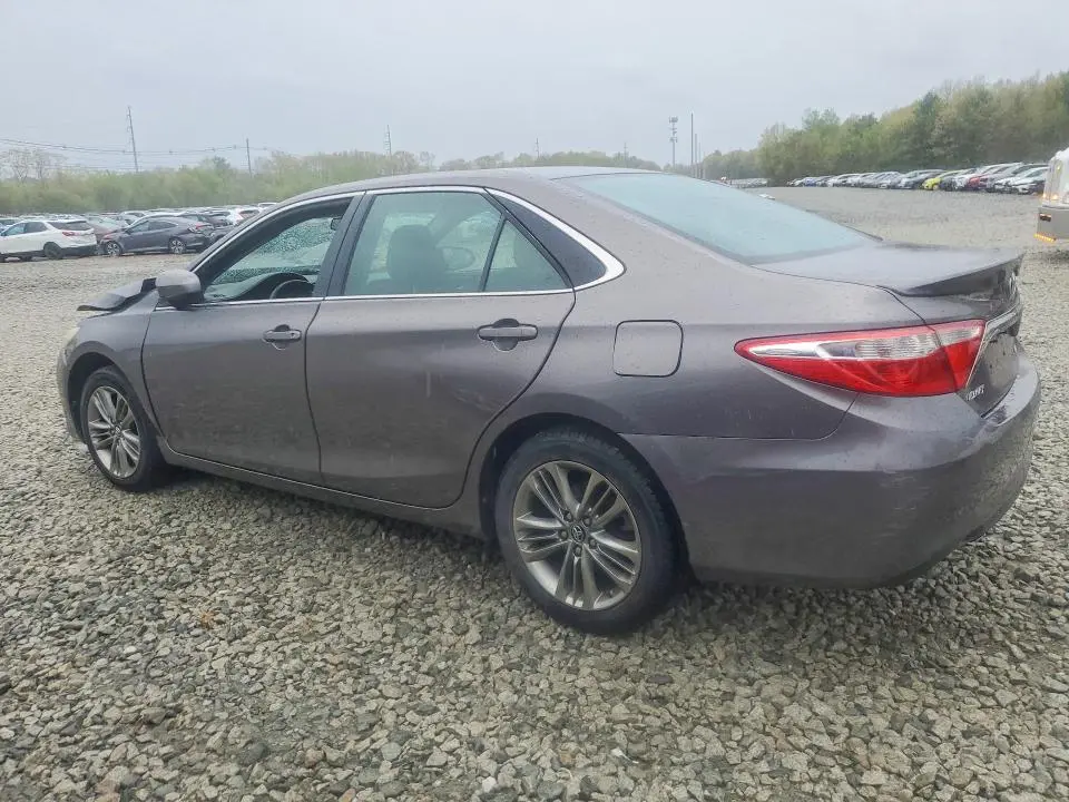 2017 TOYOTA CAMRY SE  