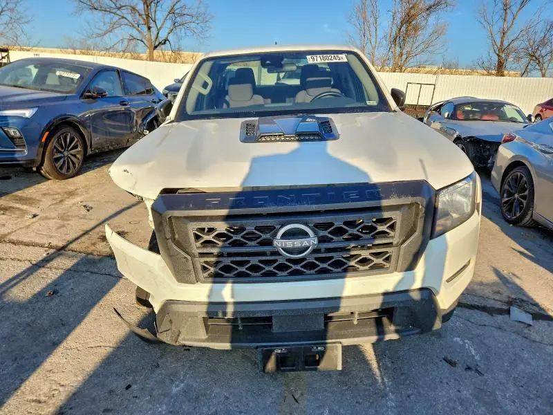 2022 NISSAN FRONTIER S  