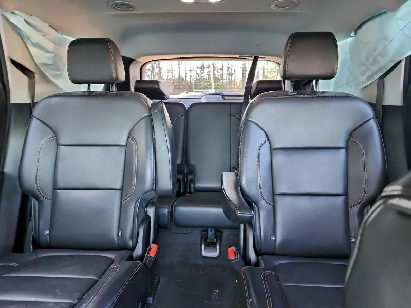 2019 CHEVROLET TRAVERSE LT  