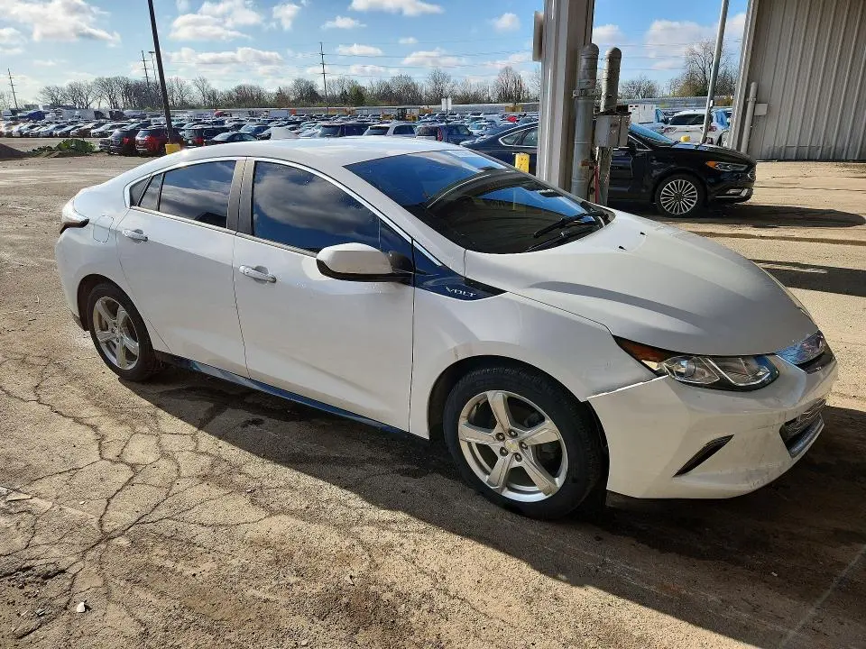 2017 CHEVROLET VOLT LT  