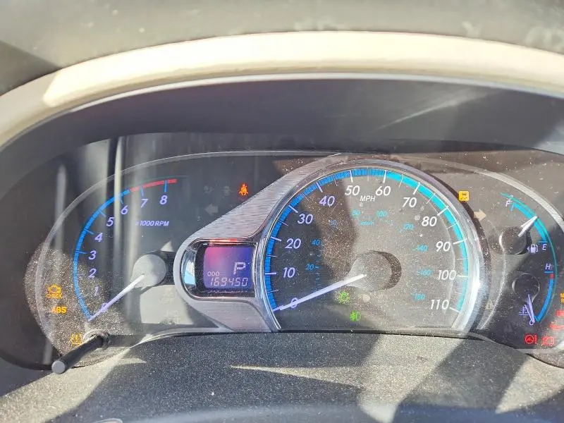 2011 TOYOTA SIENNA XLE  