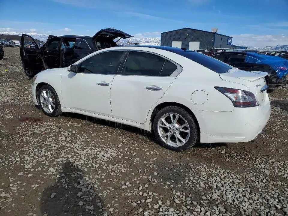 2012 NISSAN MAXIMA   