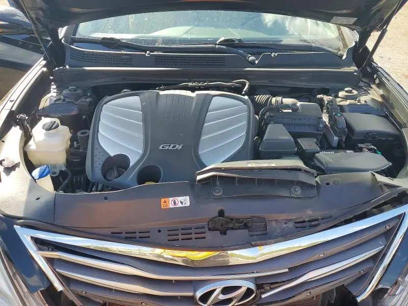 2017 HYUNDAI AZERA BASE  