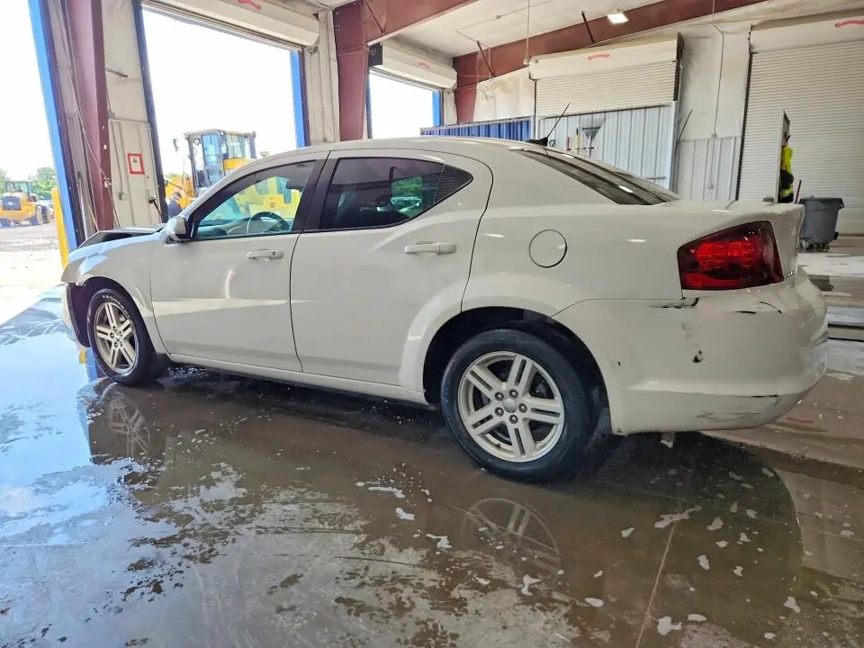 2012 DODGE AVENGER SXT  
