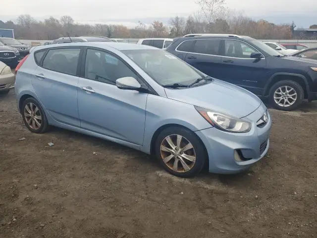 2013 HYUNDAI ACCENT SE  