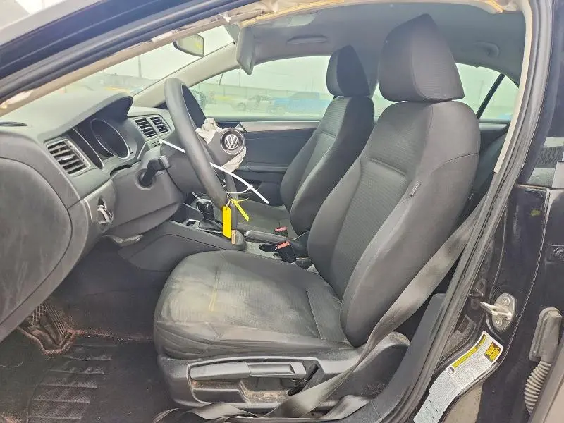 2015 VOLKSWAGEN JETTA SE  