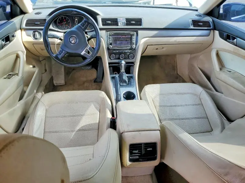 2014 VOLKSWAGEN PASSAT SE  