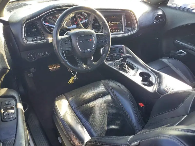 2016 DODGE CHALLENGER SXT  