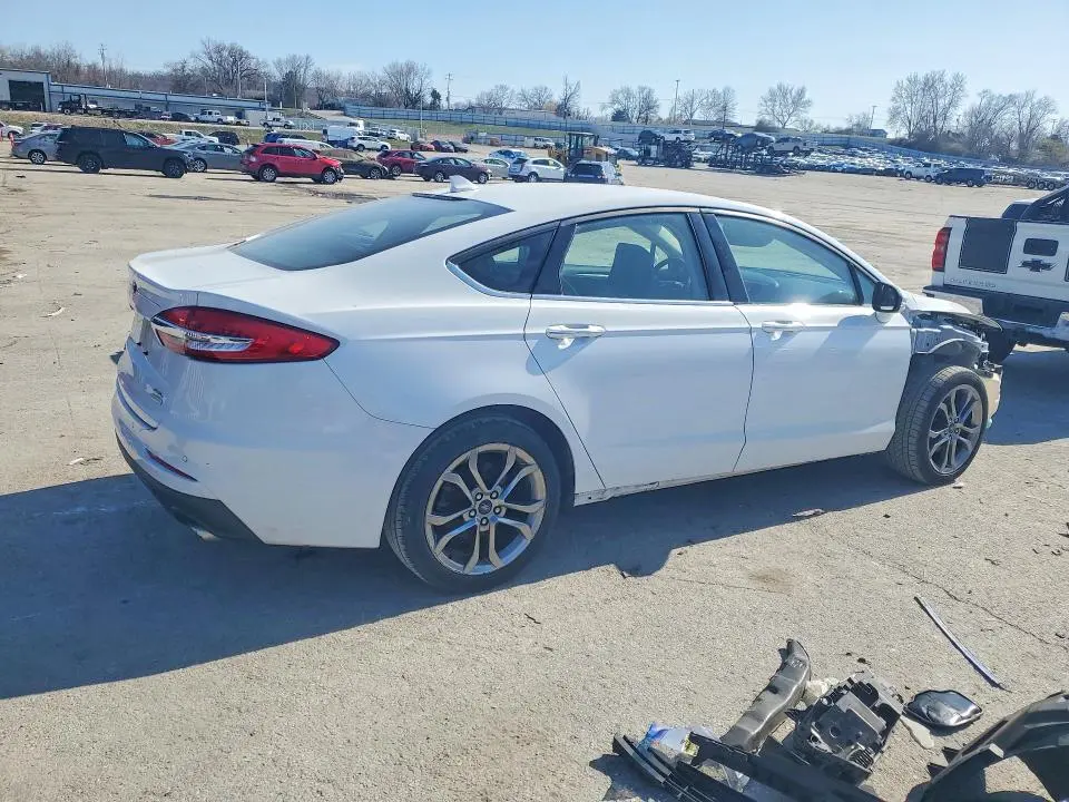 2020 FORD FUSION SEL  