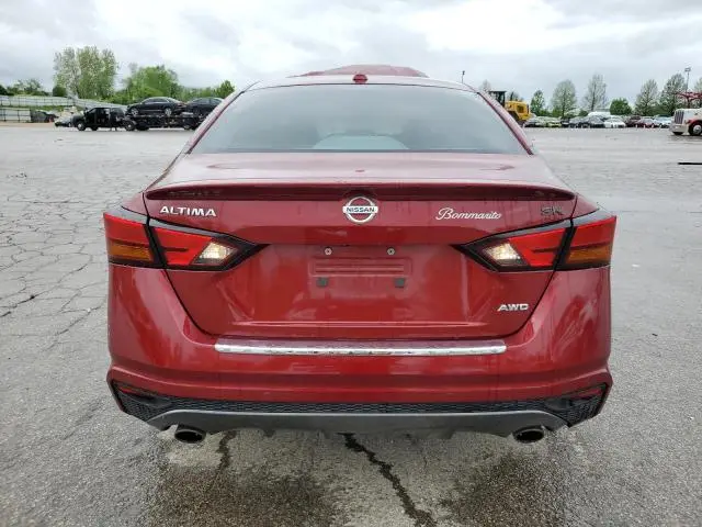 2022 NISSAN ALTIMA SR  